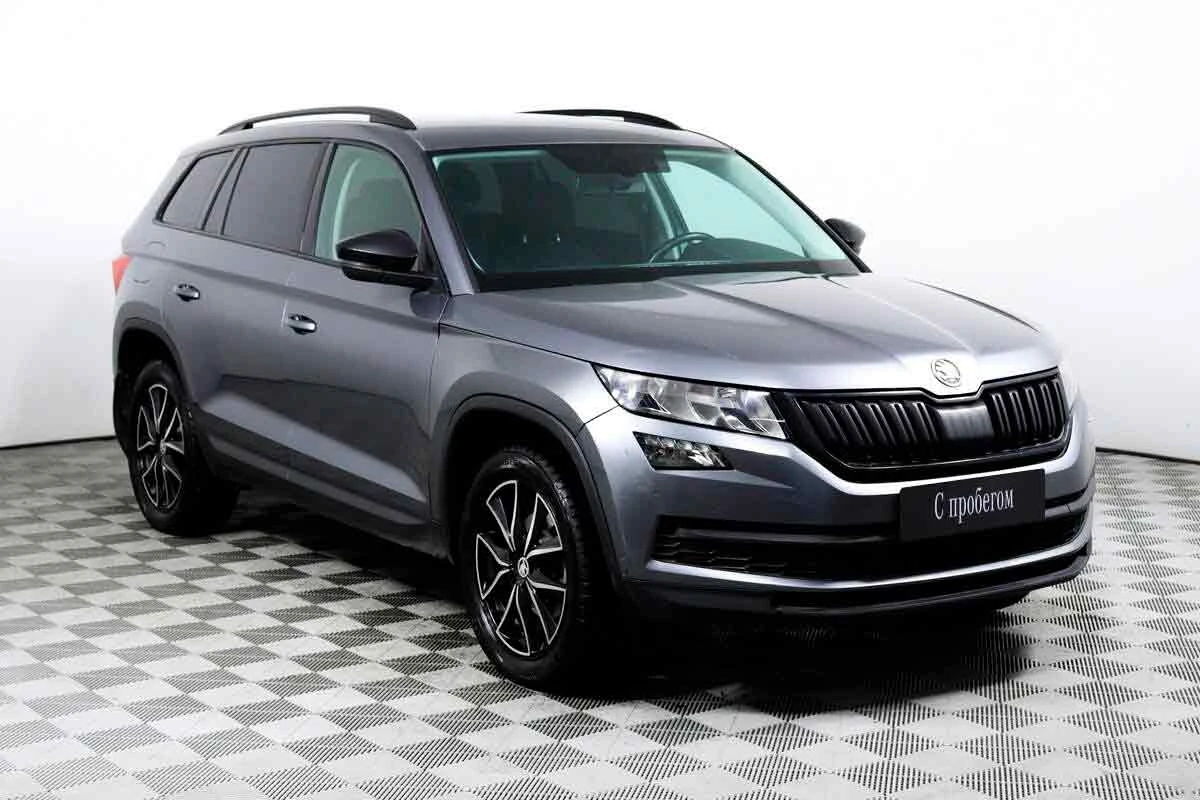 SKODA KODIAQ, Серый, 2019, Робот, 150 л.с., цена от 1 353 600 руб.