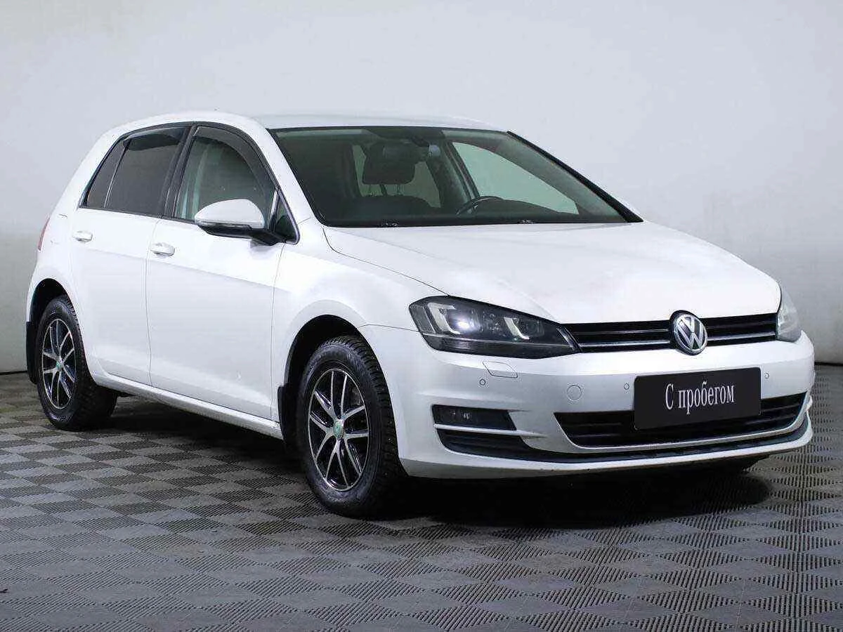 Volkswagen Golf, Белый, 2014, Автоматическая, 122 л.с., цена от 885 000 руб.