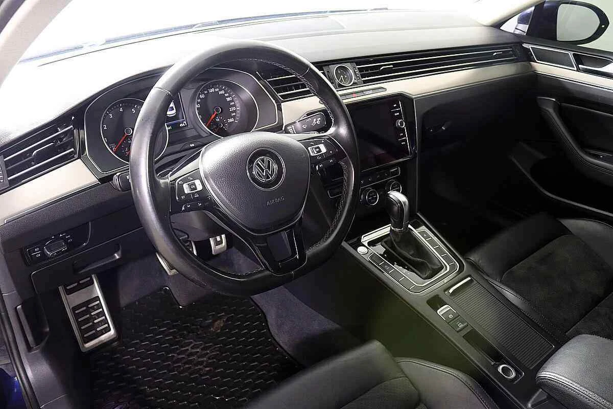Volkswagen Passat, Синий, 2018, Робот, 180 л.с., цена от 1 280 000 руб.