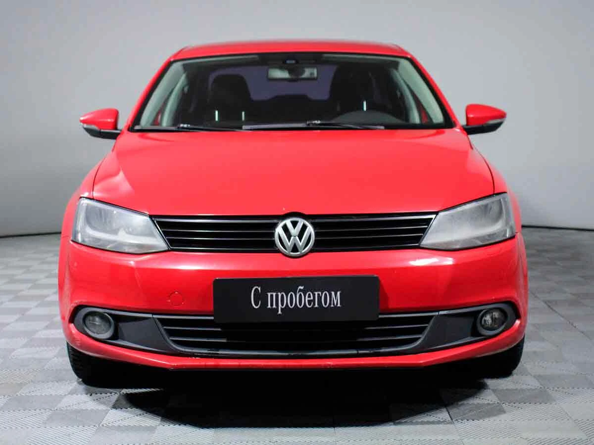 VOLKSWAGEN JETTA, Красный, 2012, Робот, 122 л.с., цена от 632 000 руб.