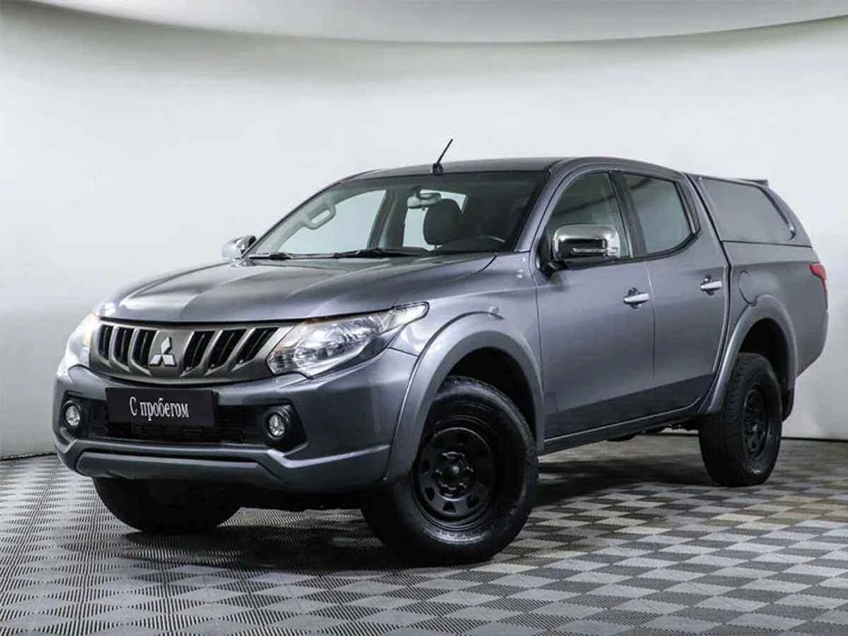 Mitsubishi L200, Серый, 2015, Автоматическая, 154 л.с., цена от 1 177 000 руб.