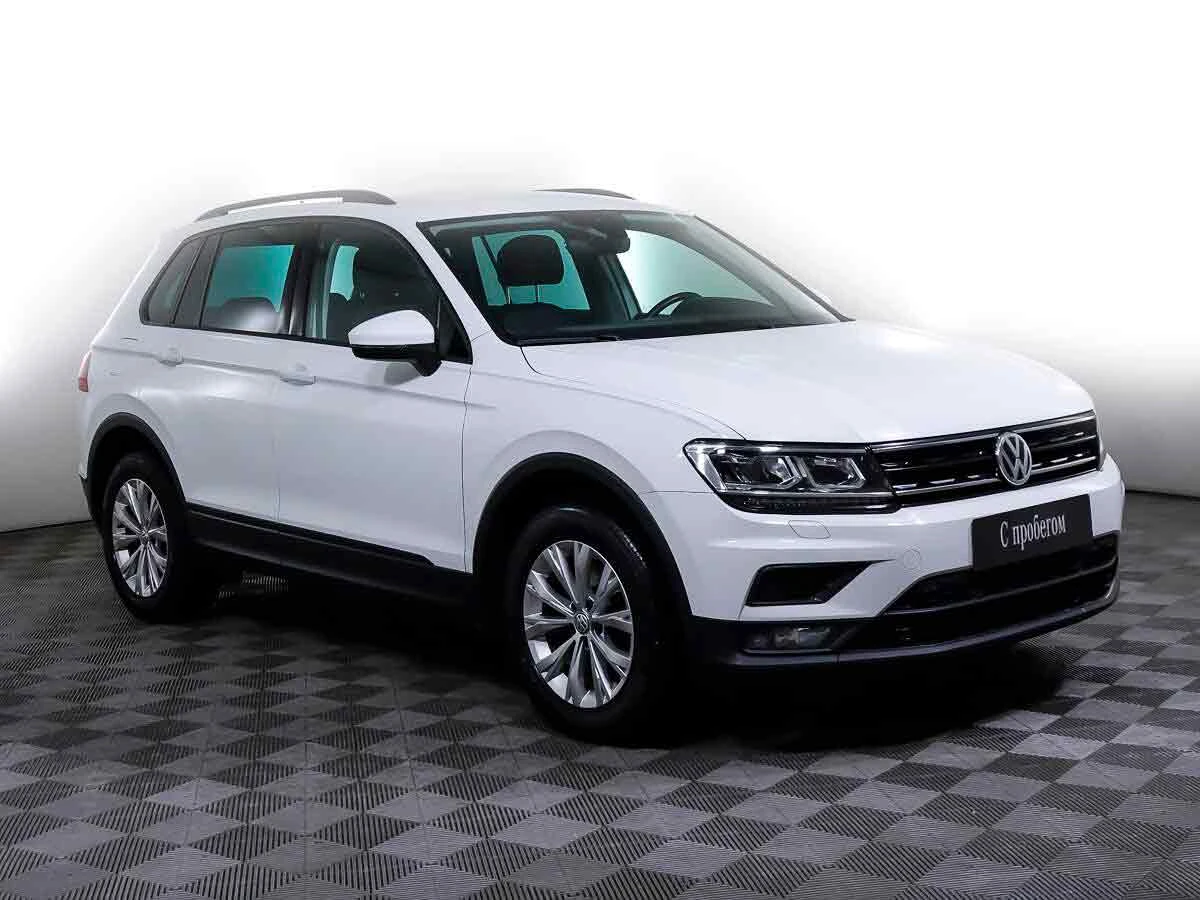 VOLKSWAGEN TIGUAN, Белый, 2019, Робот, 150 л.с., цена от 1 145 600 руб.