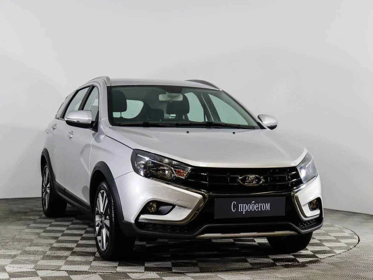 LADA Vesta SW Cross, Серебряный, 2019, Вариатор, 113 л.с., цена от 831 000 руб.