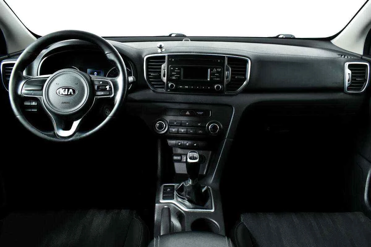 KIA Sportage, Белый, 2016, Механическая, 150 л.с., цена от 1 160 000 руб.