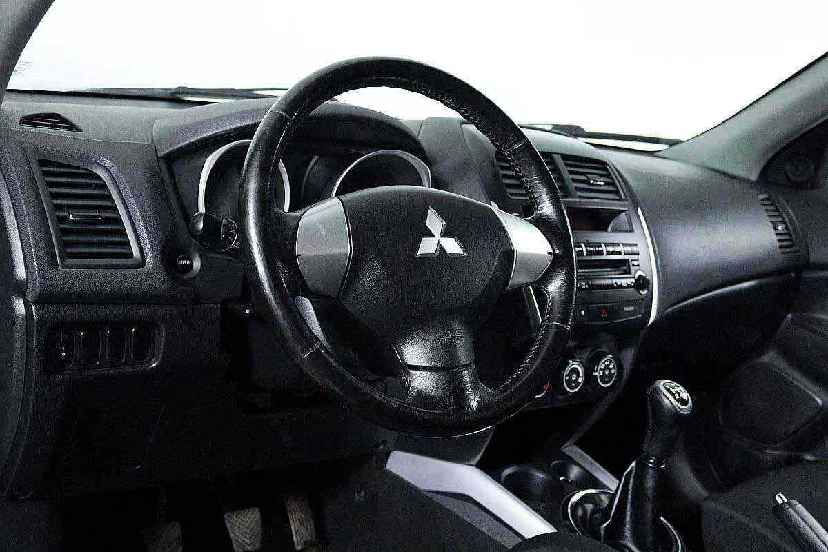 Mitsubishi ASX, Белый, 2011, Механическая, 117 л.с., цена от 489 000 руб.