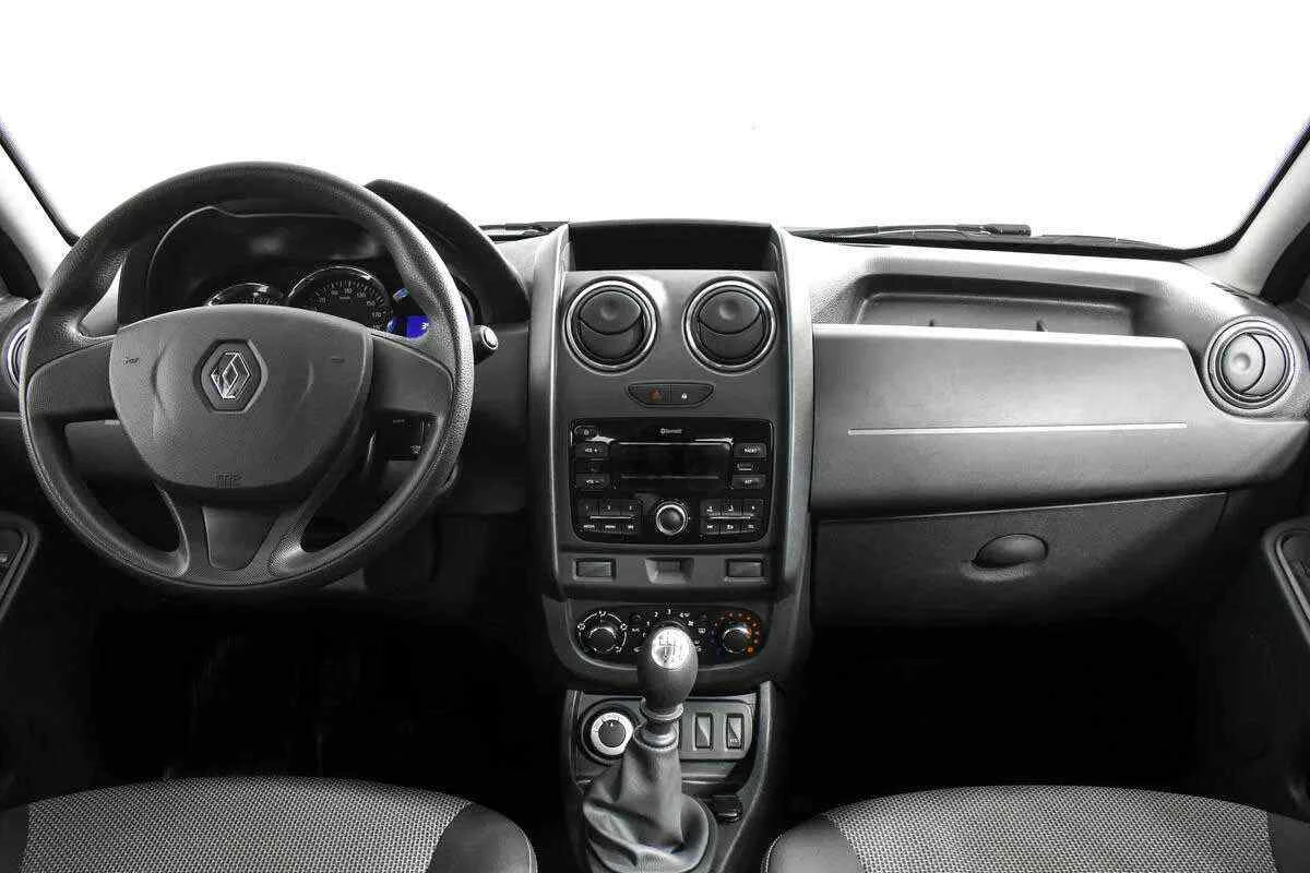 Renault Duster, Белый, 2018, Механическая, 109 л.с., цена от 1 395 000 руб.