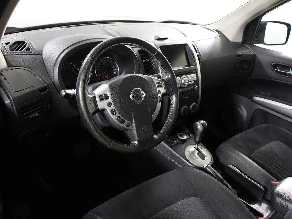 Nissan X-Trail, Серый, 2010, Вариатор, 141 л.с., цена от 579 000 руб.