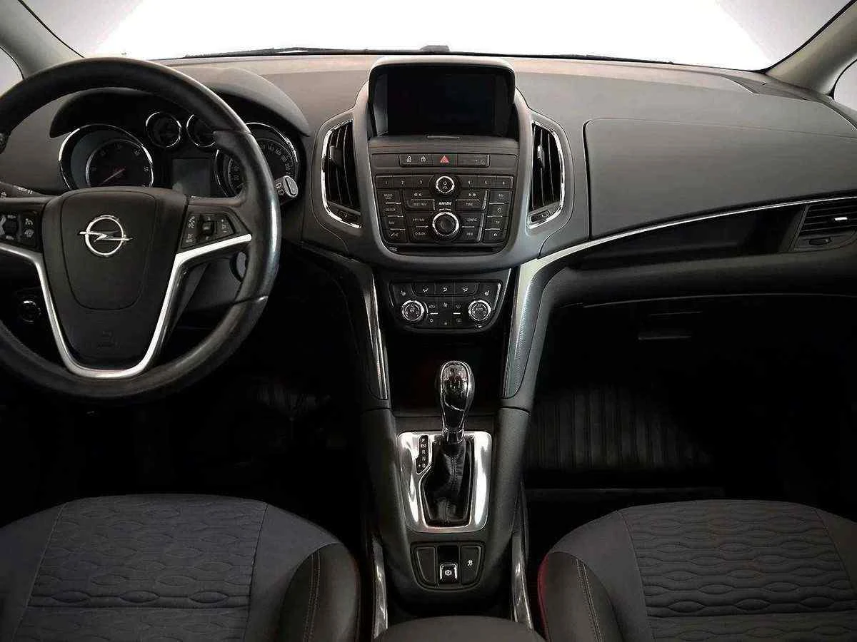 Opel Zafira, Серебряный, 2013, Вариатор, 165 л.с., цена от 899 000 руб.