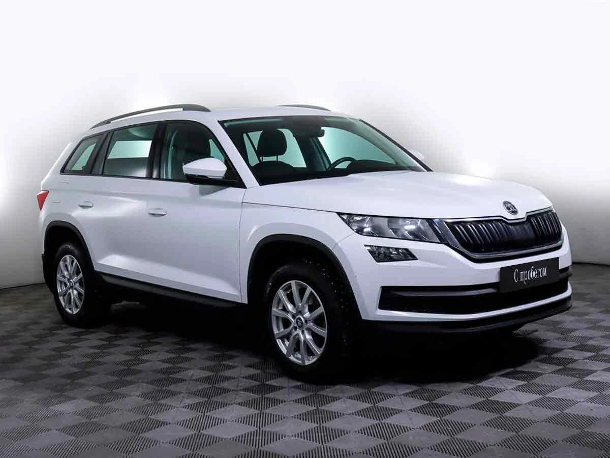 SKODA KODIAQ, Белый, 2019, Робот, 150 л.с., цена от 1 600 000 руб.
