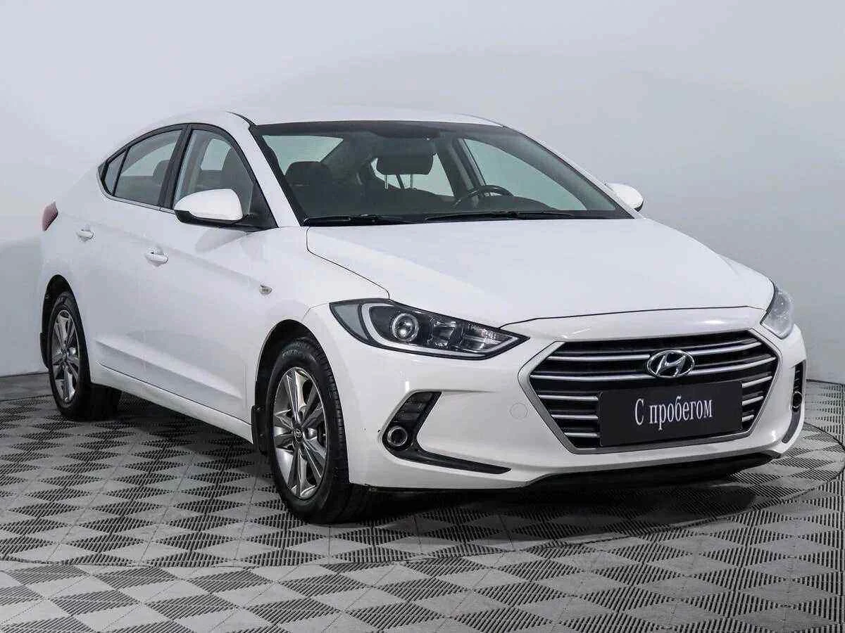 Hyundai Elantra, Белый, 2018, Автоматическая, 128 л.с., цена от 907 000 руб.