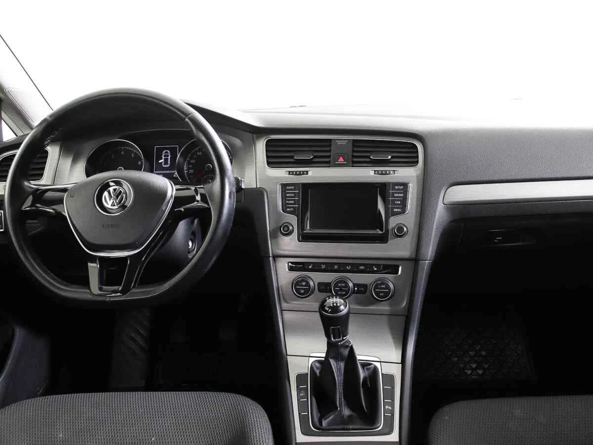 Volkswagen Golf, Белый, 2014, Робот, 105 л.с., цена от 870 000 руб.