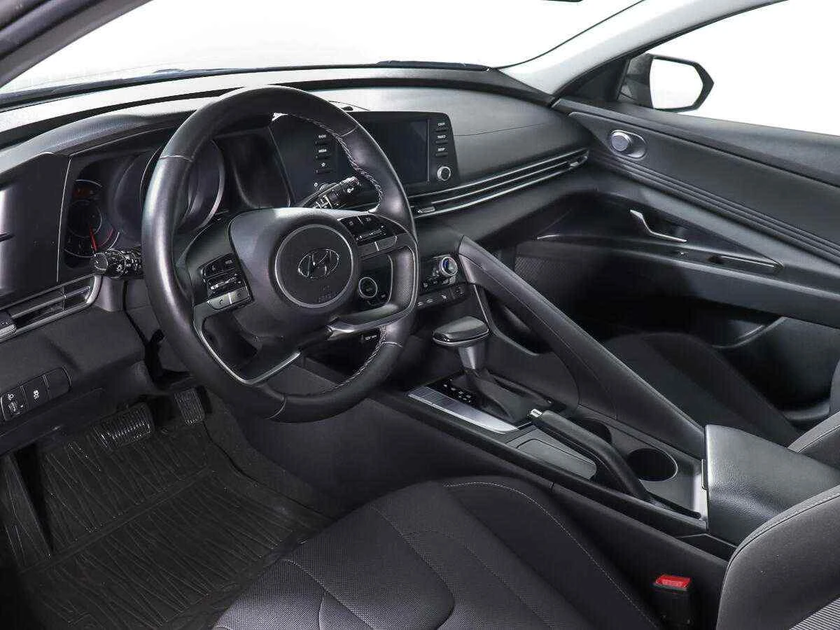 Hyundai Elantra, Серый, 2021, Автоматическая, 150 л.с., цена от 1 565 000 руб.