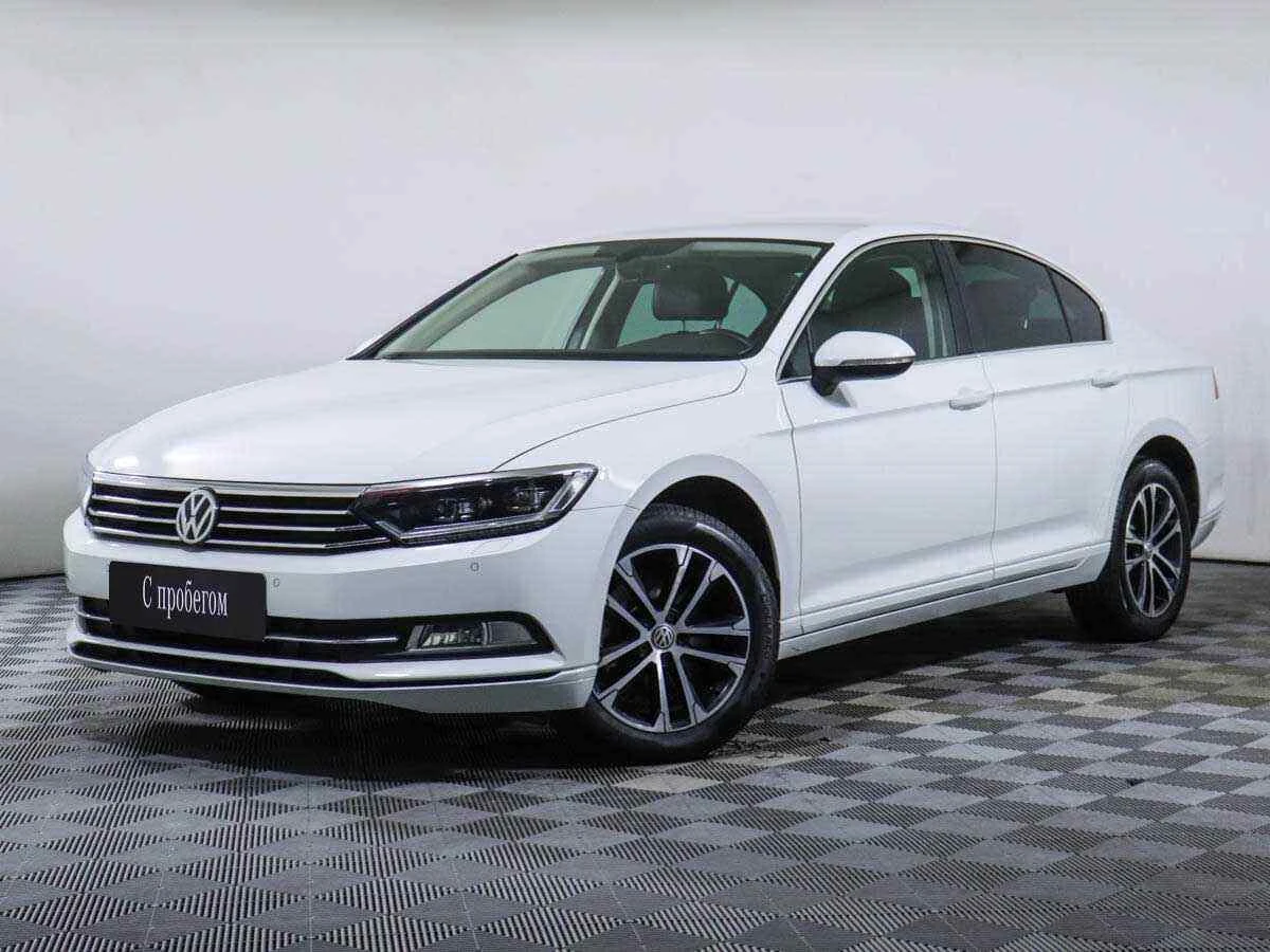 Volkswagen Passat, Белый, 2019, Робот, 150 л.с., цена от 1 700 000 руб.
