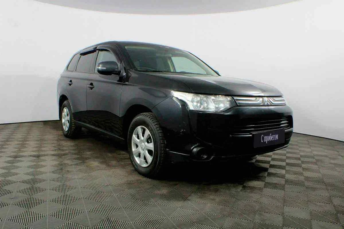 Mitsubishi Outlander, Черный, 2014, Вариатор, 146 л.с., цена от 956 000 руб.