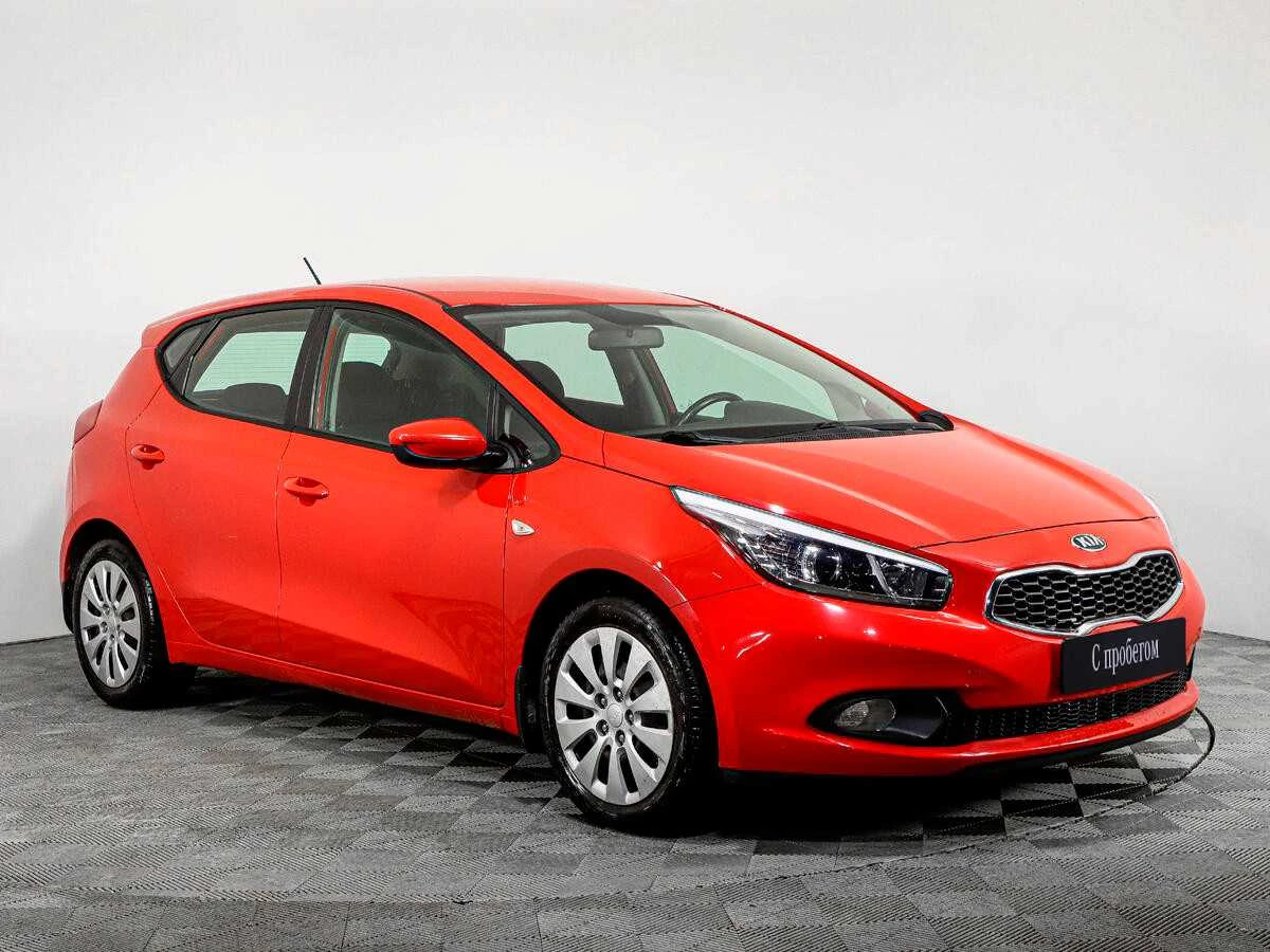 KIA CEED, Красный, 2015, Механическая, 129 л.с., цена от 744 000 руб.