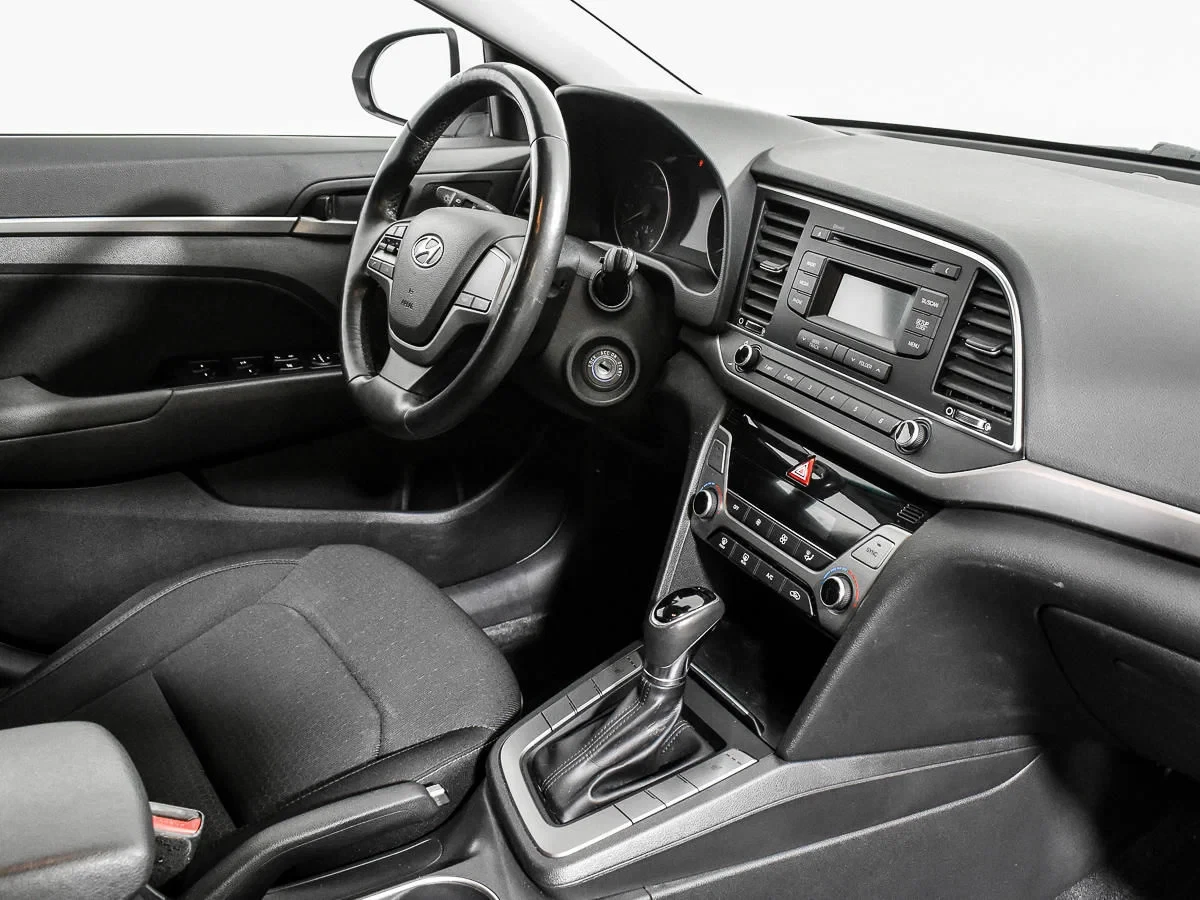 Hyundai Elantra, Белый, 2016, Автоматическая, 128 л.с., цена от 859 000 руб.