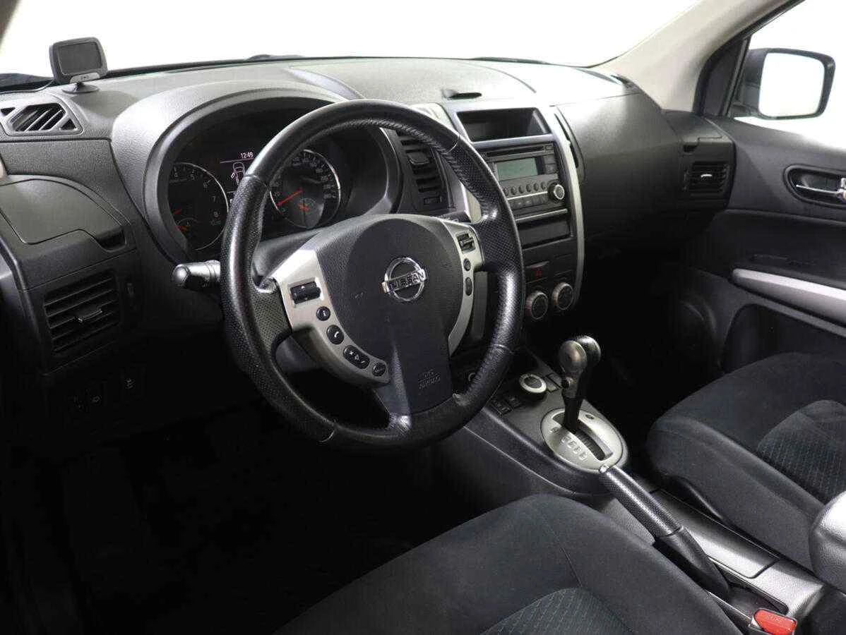 Nissan X-Trail, Серебряный, 2013, Вариатор, 141 л.с., цена от 765 000 руб.