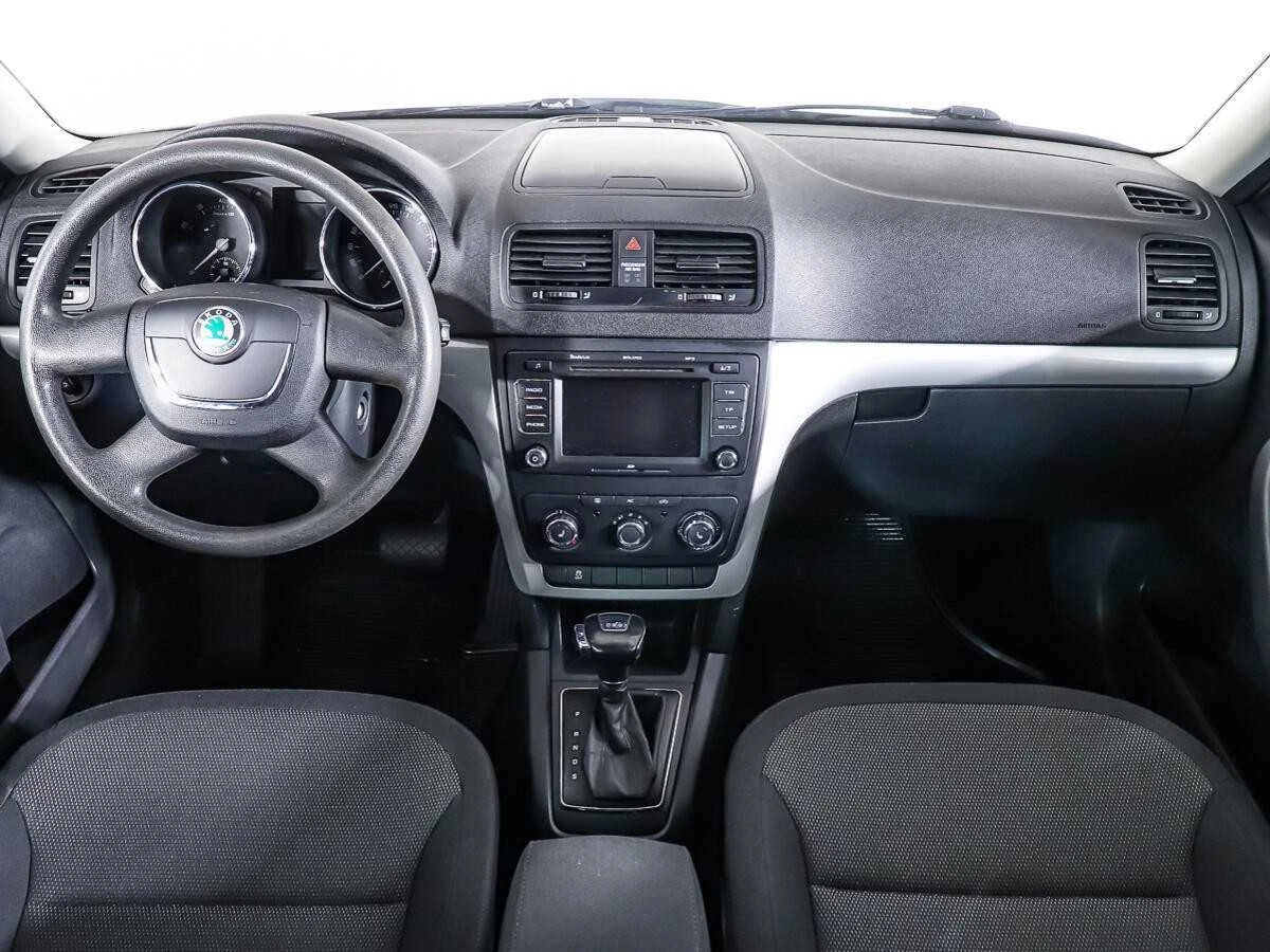 SKODA YETI, Белый, 2012, Робот, 105 л.с., цена от 576 000 руб.