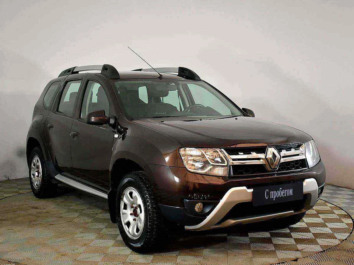 Renault Duster, Коричневый, 2017, Механическая, 114 л.с., цена от 1 127 000 руб.