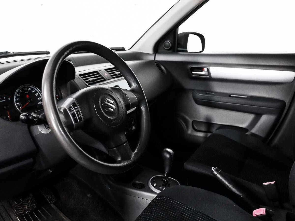 SUZUKI SWIFT, Серебряный, 2007, Робот, 92 л.с., цена от 339 200 руб.