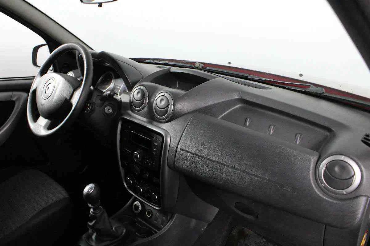 Renault Duster, Красный, 2012, Механическая, 135 л.с., цена от 581 000 руб.