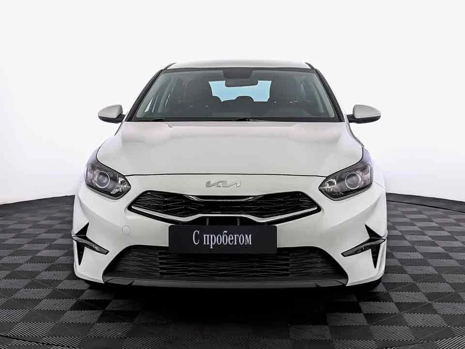 KIA CEED, Белый, 2022, Автоматическая, 128 л.с., цена от 1 624 000 руб.