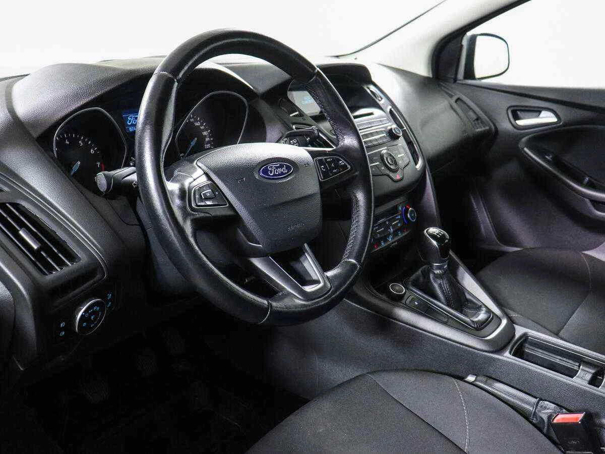 Ford Focus, Серый, 2017, Механическая, 150 л.с., цена от 754 000 руб.
