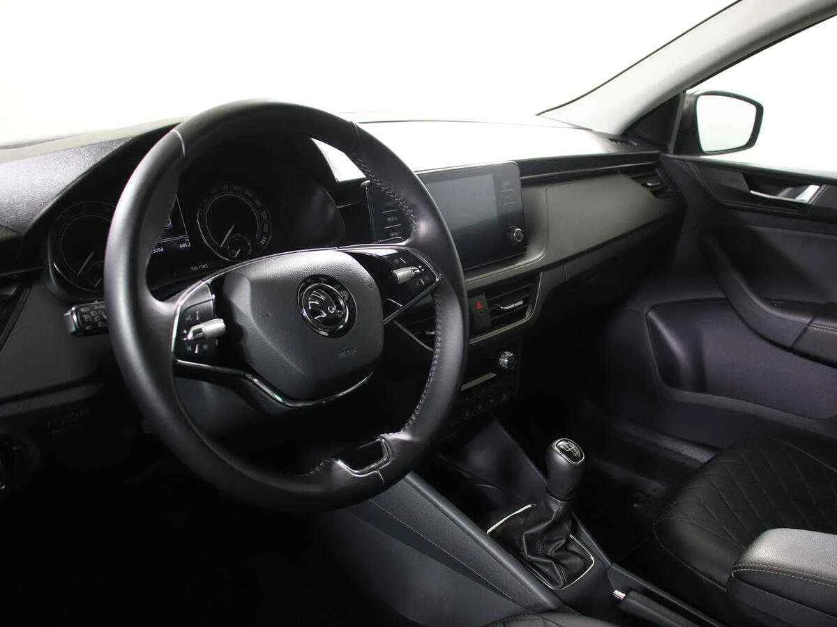 Skoda Rapid, Коричневый, 2020, Механическая, 90 л.с., цена от 935 000 руб.