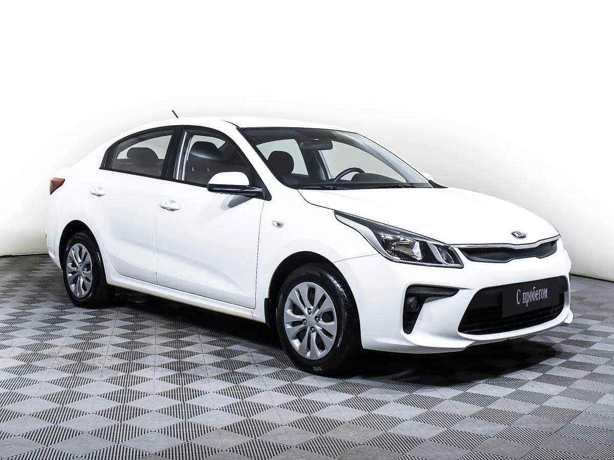 KIA Rio, Белый, 2019, Автоматическая, 123 л.с., цена от 930 000 руб.