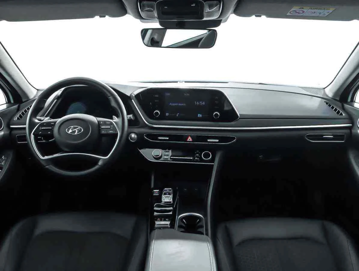 Hyundai Sonata, Белый, 2020, Автоматическая, 180 л.с., цена от 1 815 000 руб.