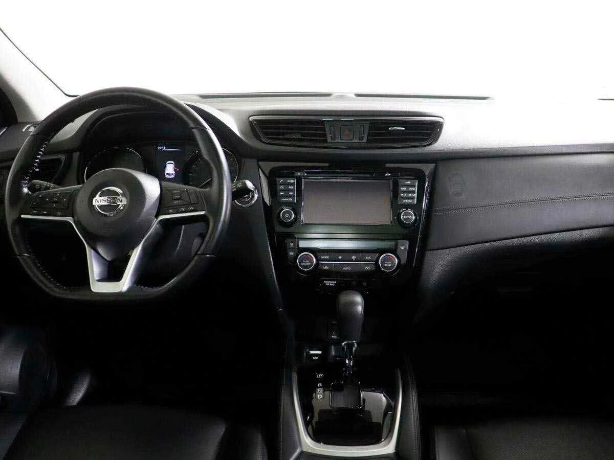 Nissan Qashqai, Белый, 2018, Вариатор, 144 л.с., цена от 1 204 000 руб.
