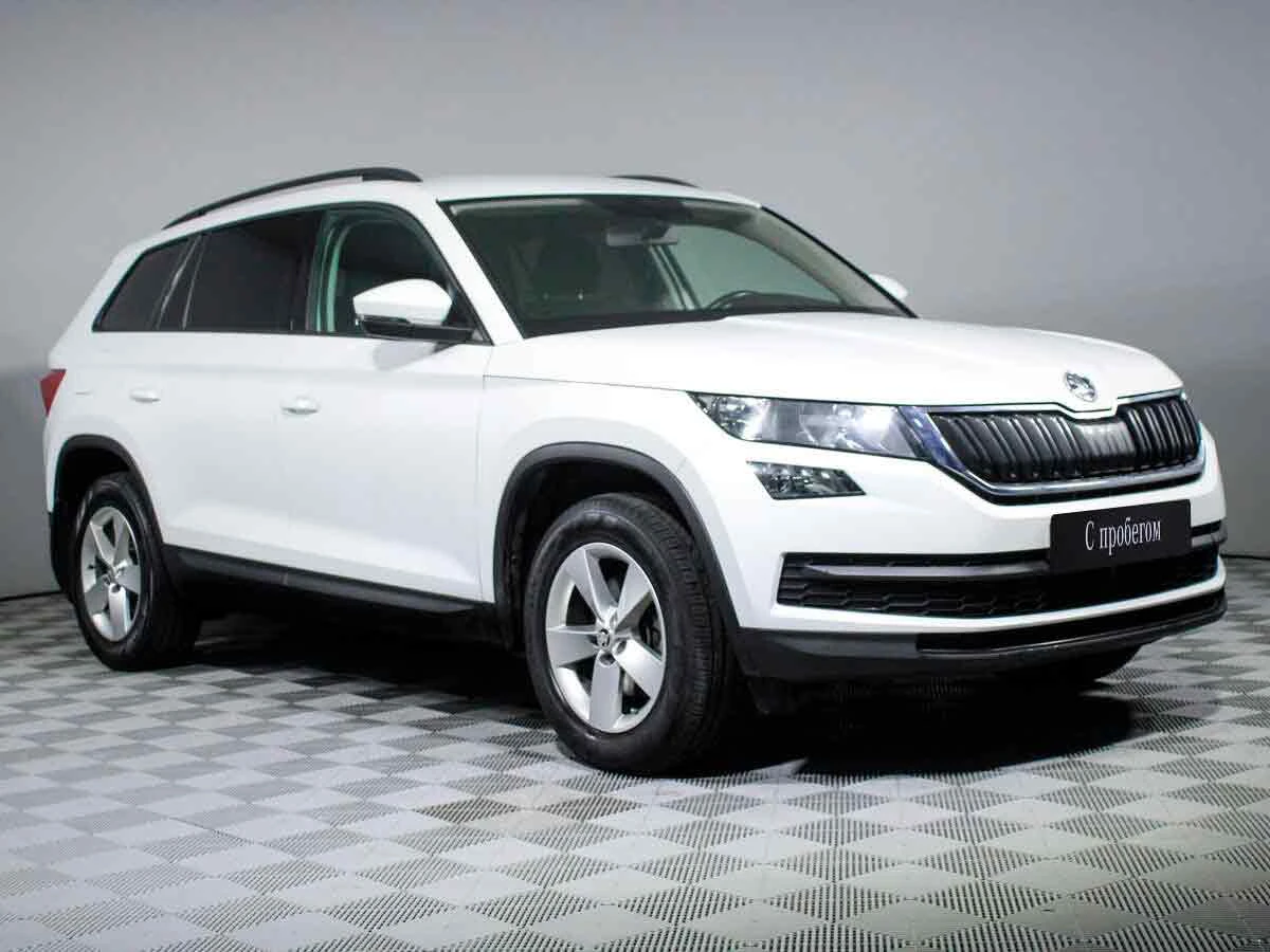 SKODA KODIAQ, Белый, 2018, Робот, 150 л.с., цена от 1 408 000 руб.