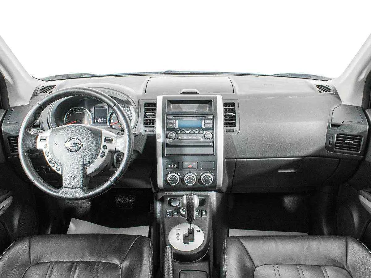 Nissan X-Trail, Белый, 2013, Вариатор, 169 л.с., цена от 809 000 руб.