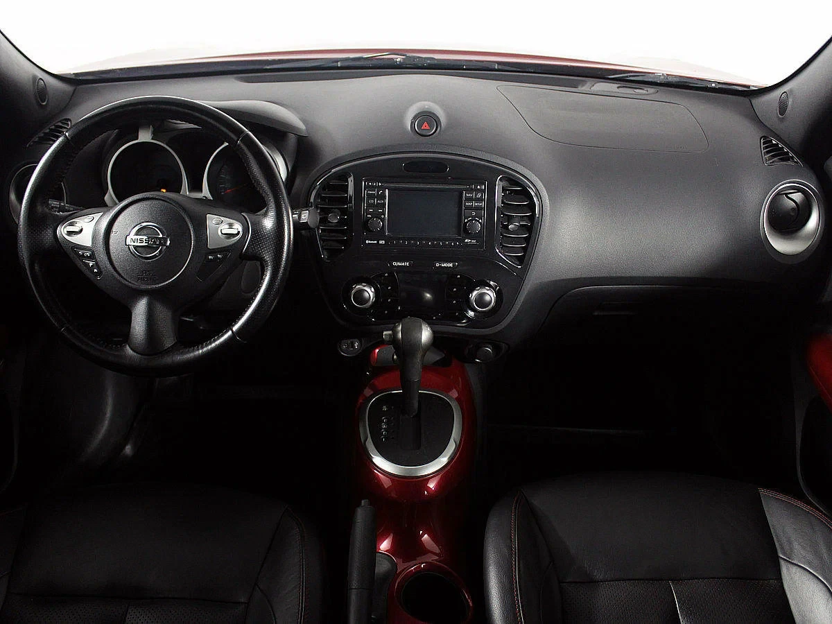 Nissan Juke, Красный, 2011, Вариатор, 117 л.с., цена от 500 000 руб.