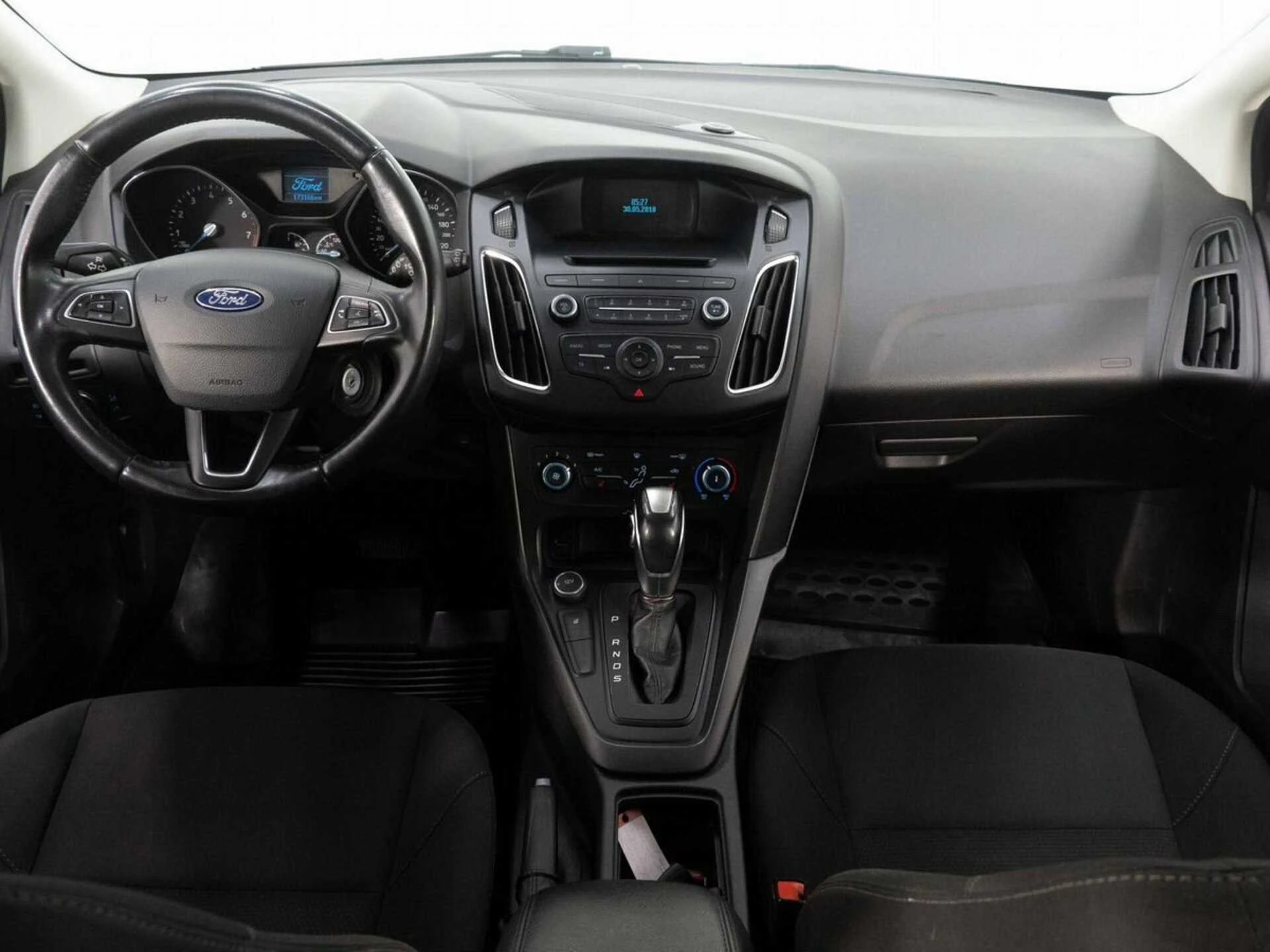 FORD FOCUS, Белый, 2018, Робот, 105 л.с., цена от 716 800 руб.