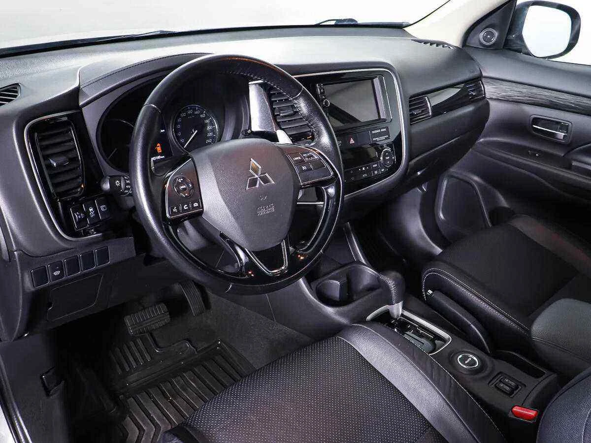 Mitsubishi Outlander, Белый, 2018, Автоматическая, 146 л.с., цена от 1 449 000 руб.