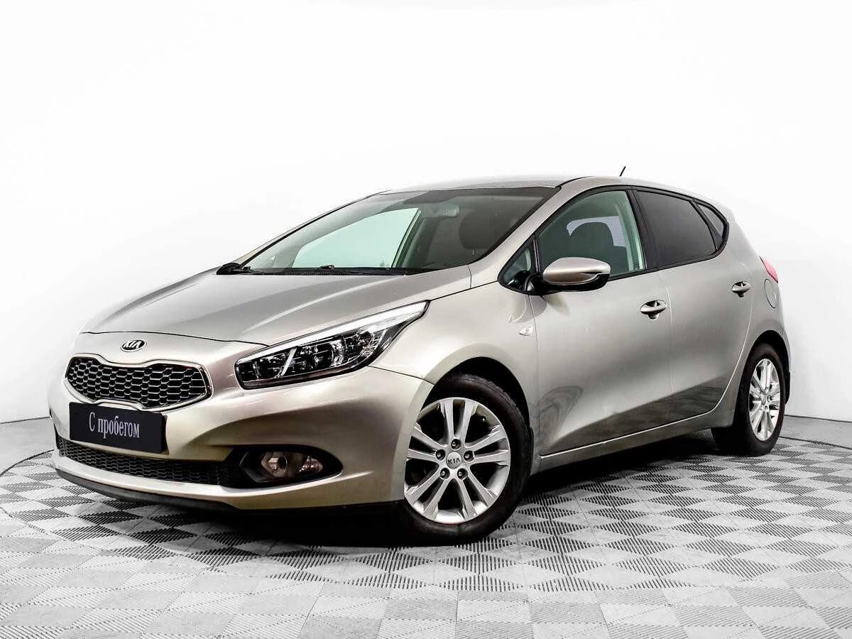 KIA CEED, Бежевый, 2013, Автоматическая, 129 л.с., цена от 680 000 руб.