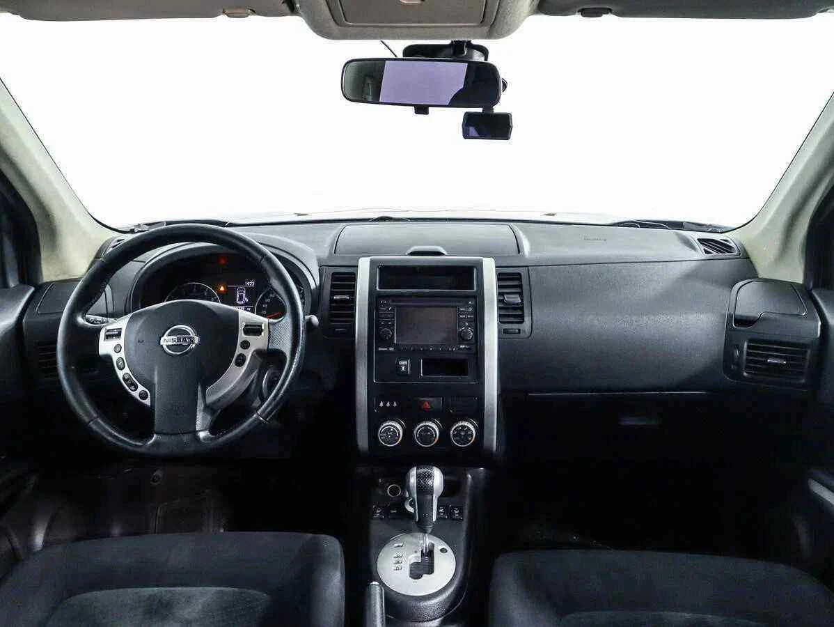 Nissan X-Trail, Серебряный, 2013, Вариатор, 169 л.с., цена от 700 000 руб.
