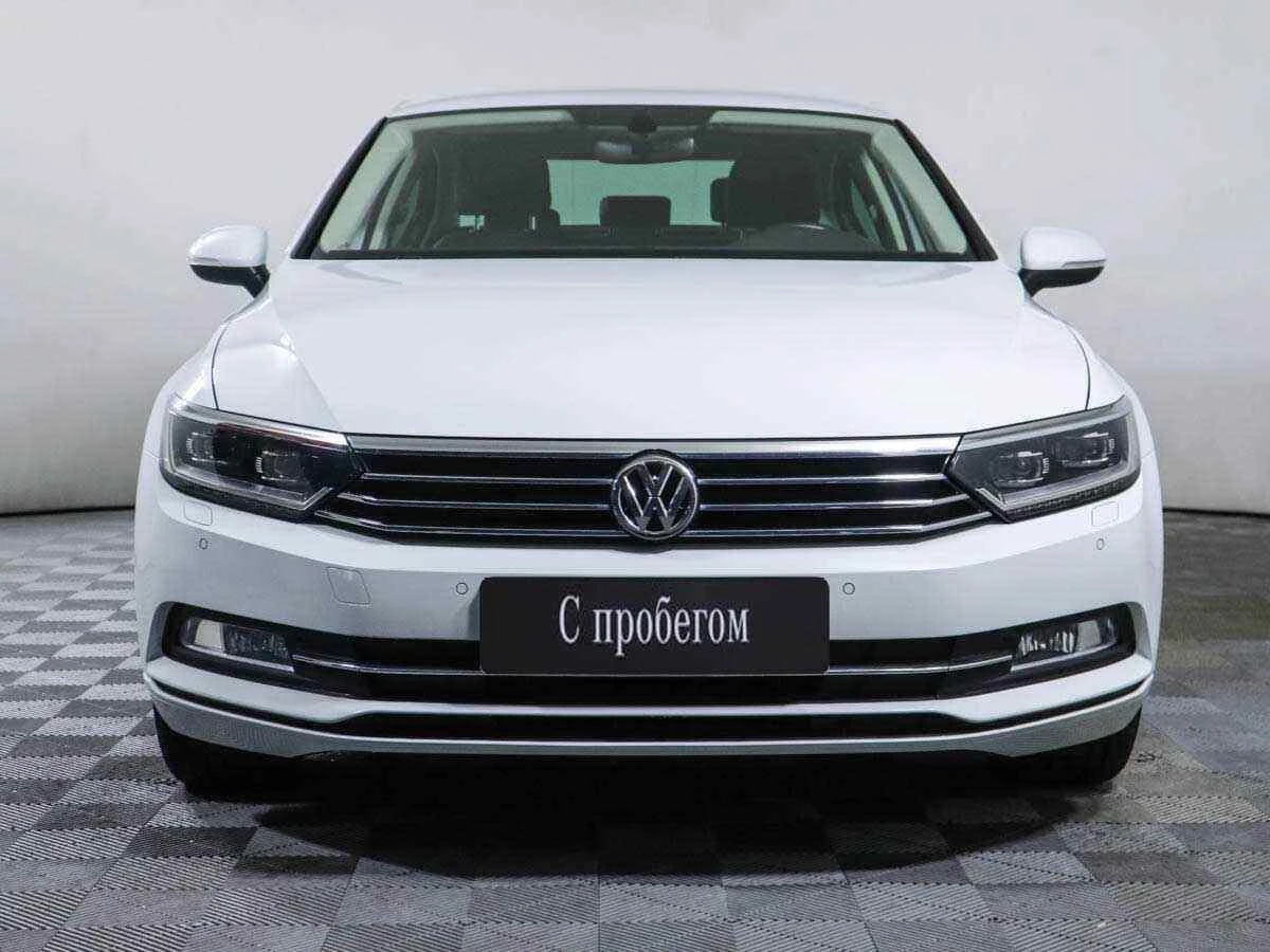 Volkswagen Passat, Белый, 2019, Робот, 150 л.с., цена от 1 700 000 руб.