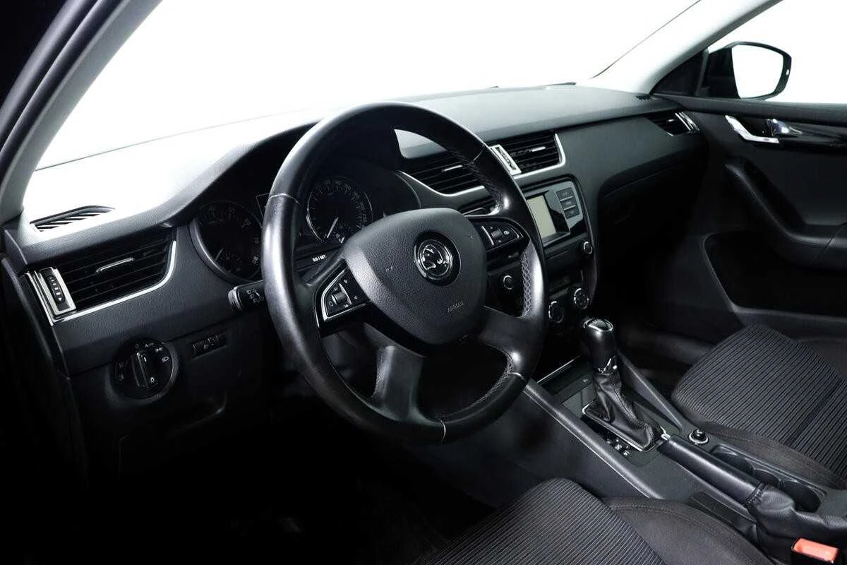 SKODA OCTAVIA, Черный, 2015, Робот, 180 л.с., цена от 979 200 руб.