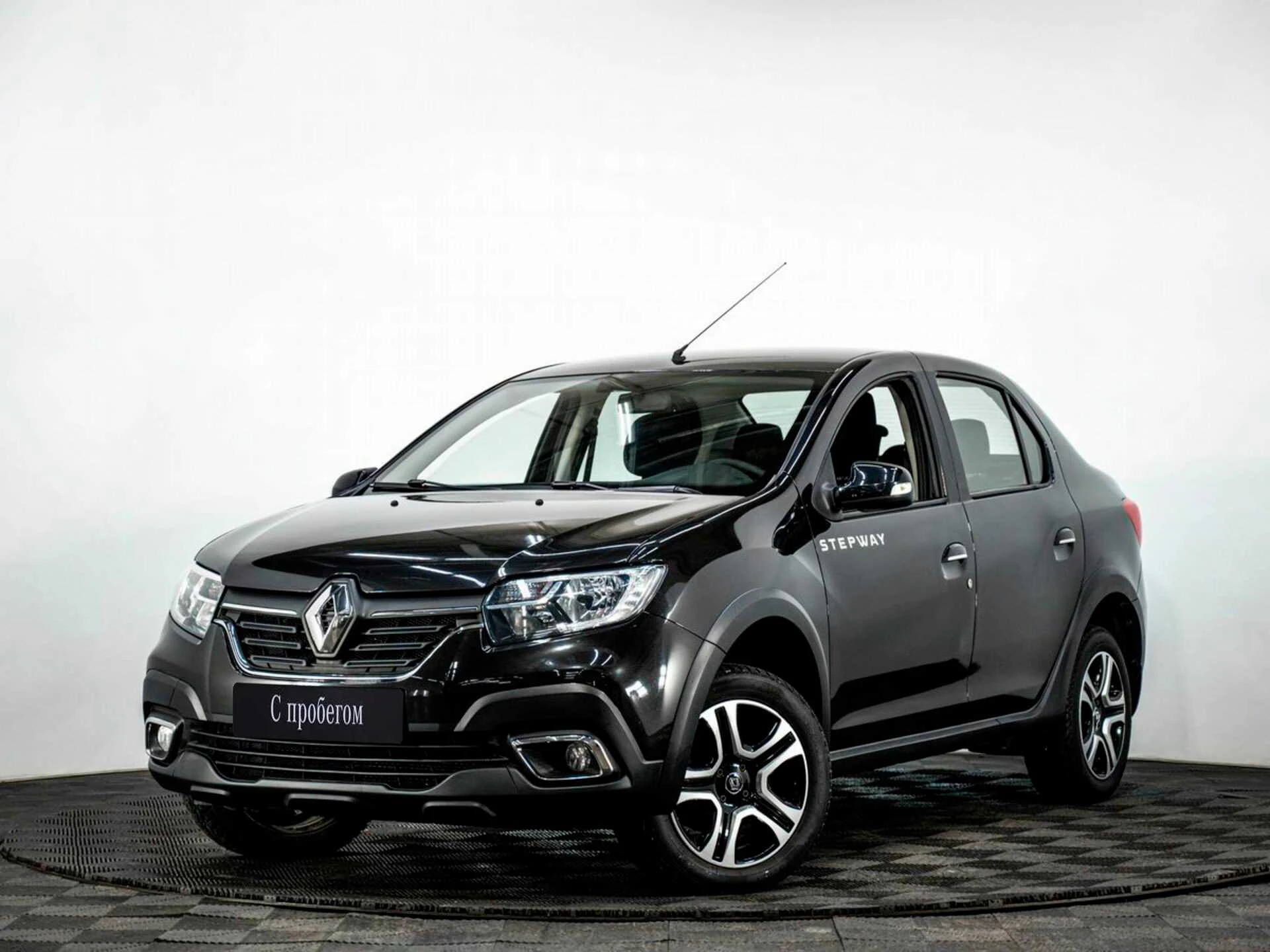 RENAULT LOGAN, Черный, 2019, Вариатор, 113 л.с., цена от 848 000 руб.