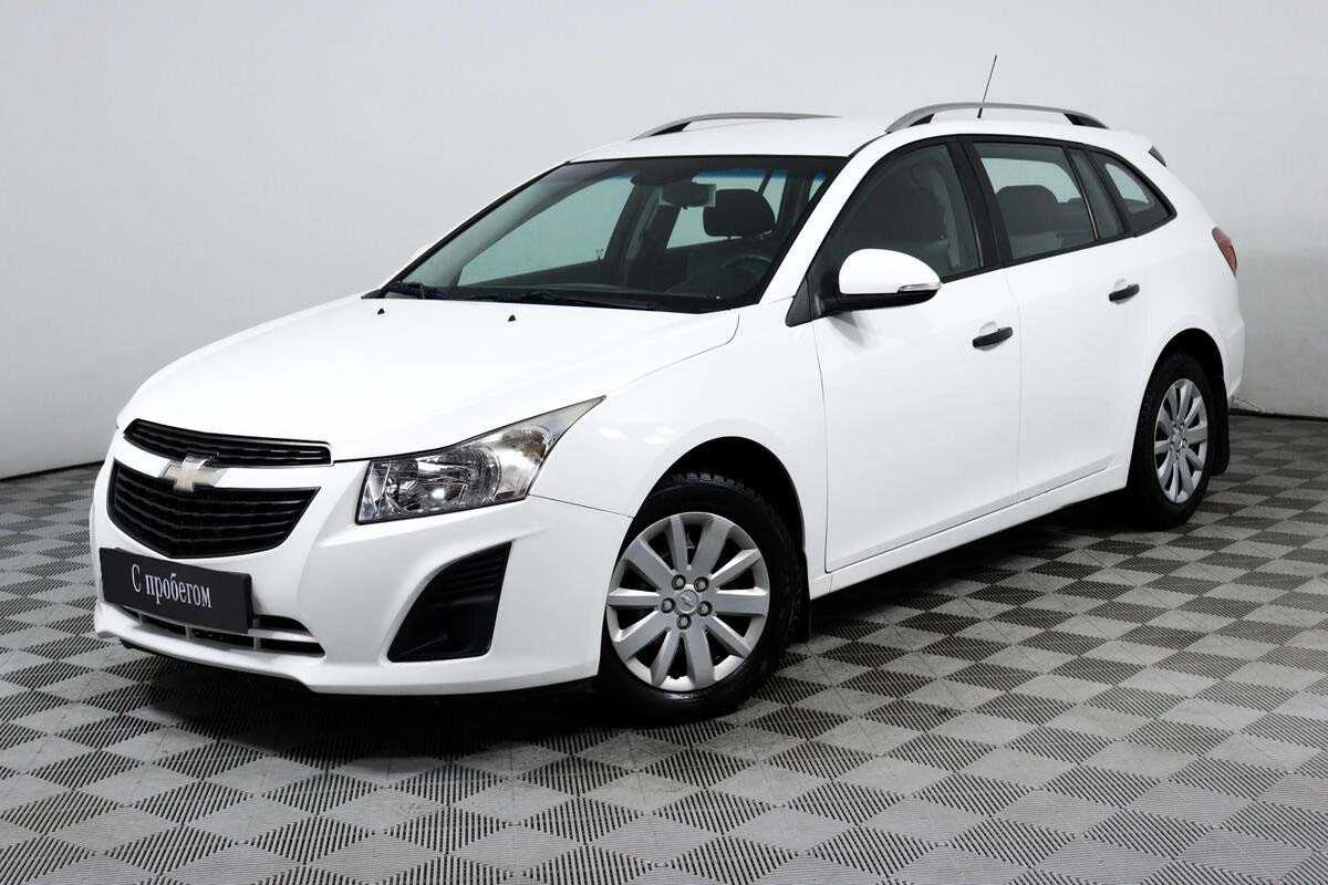 CHEVROLET CRUZE, Белый, 2014, Механическая, 124 л.с., цена от 716 800 руб.