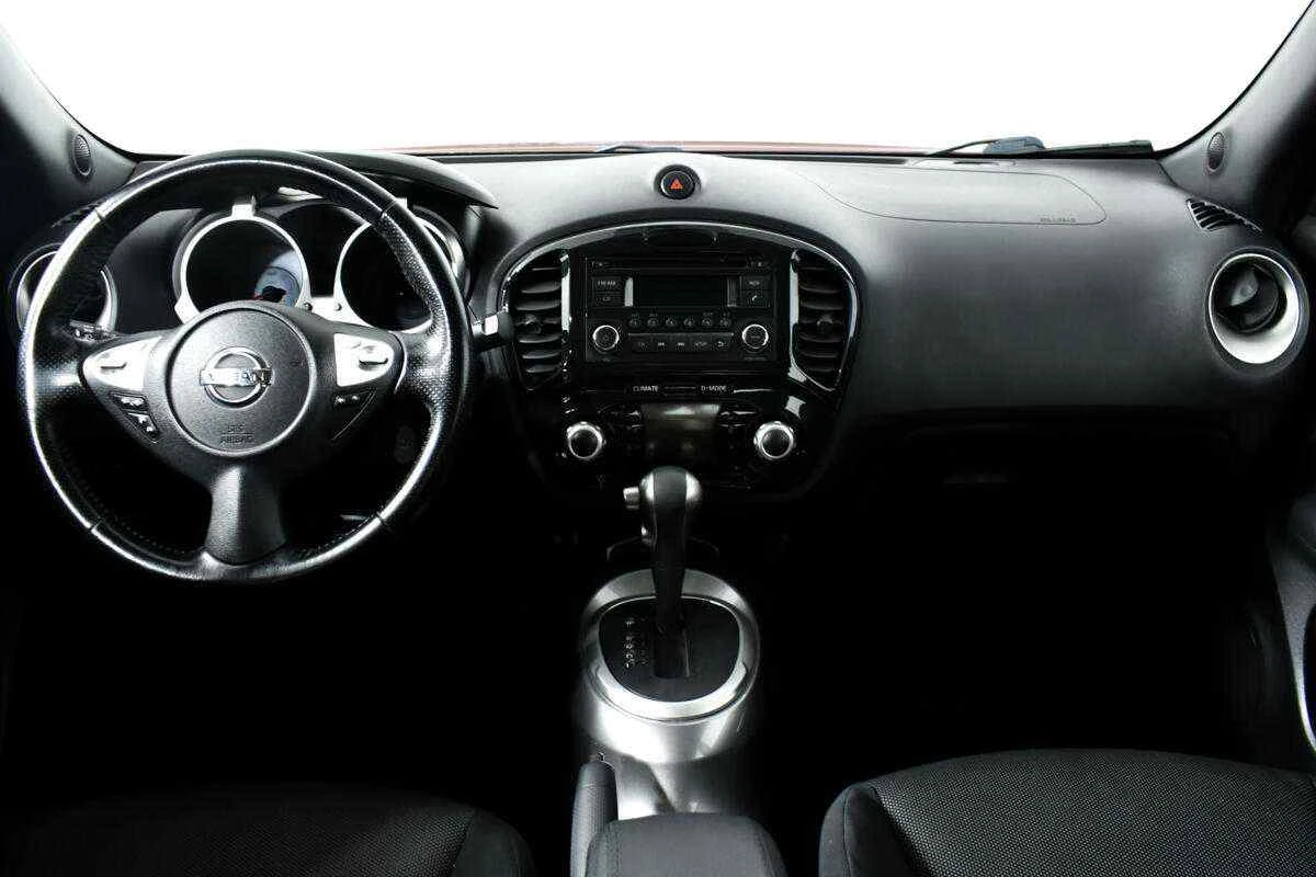 Nissan Juke, Красный, 2012, Вариатор, 117 л.с., цена от 495 000 руб.