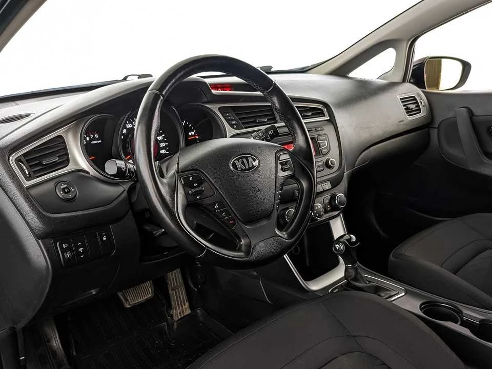 KIA CEED, Черный, 2017, Автоматическая, 130 л.с., цена от 976 000 руб.