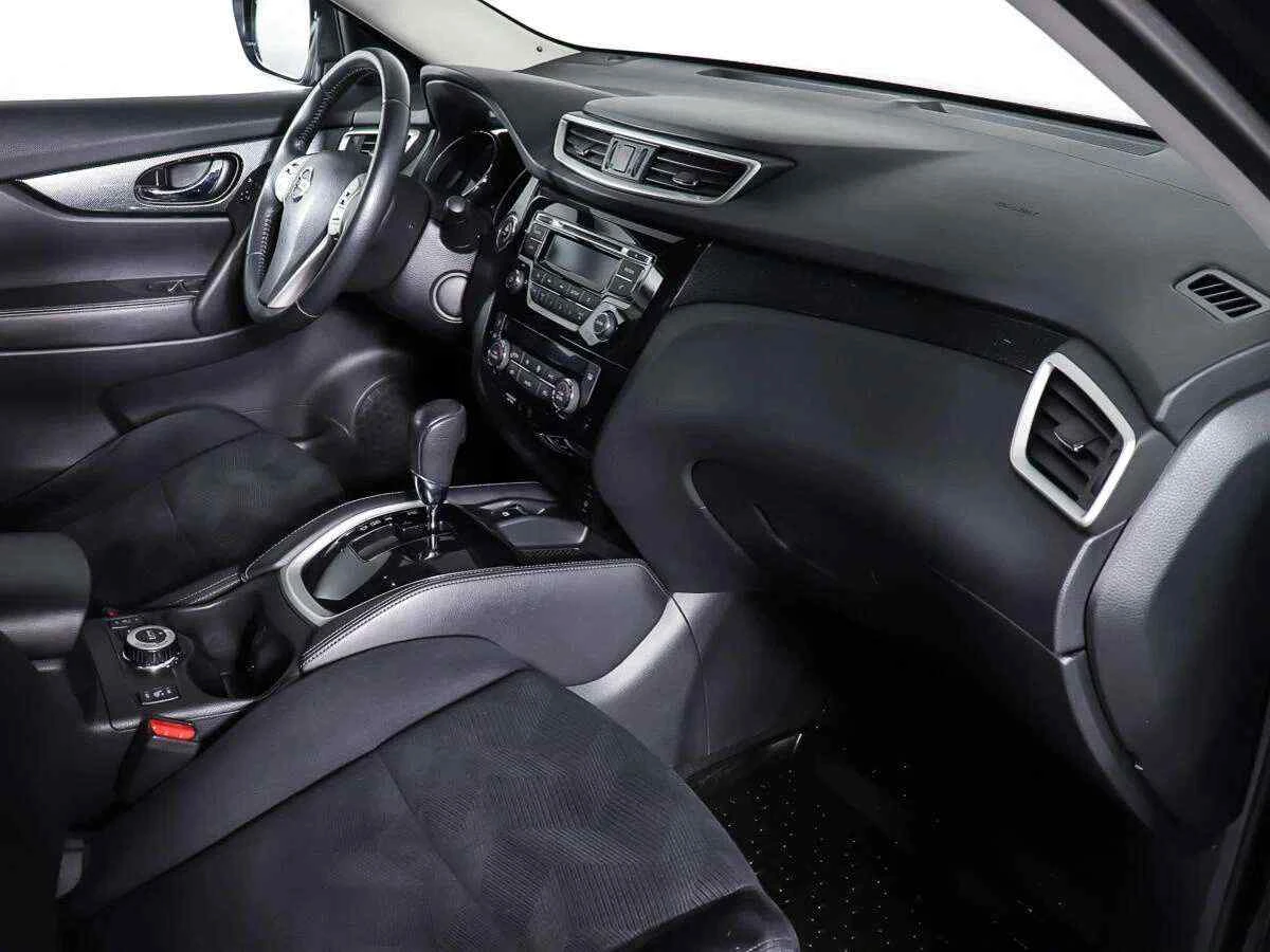 Nissan X-Trail, Черный, 2015, Вариатор, 144 л.с., цена от 1 152 000 руб.