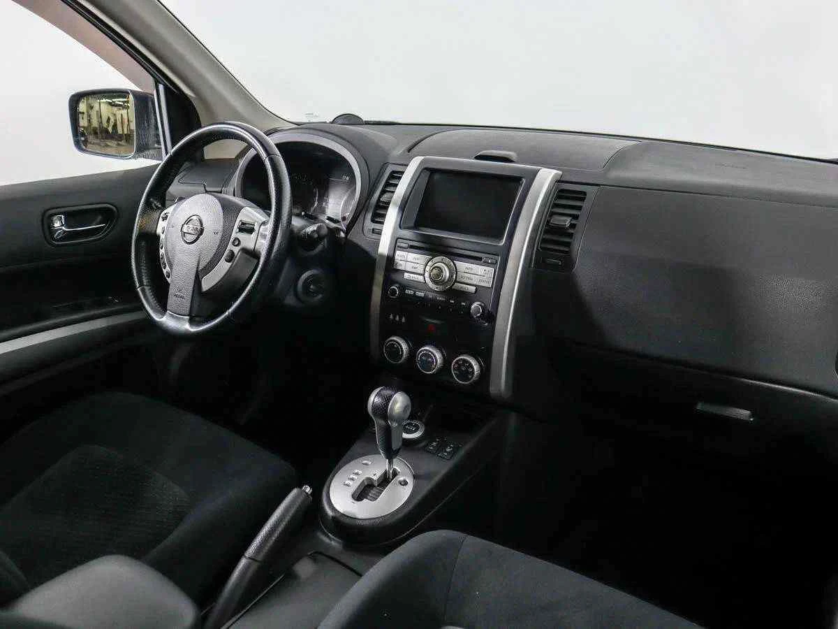 Nissan X-Trail, Фиолетовый, 2011, Вариатор, 168 л.с., цена от 689 000 руб.