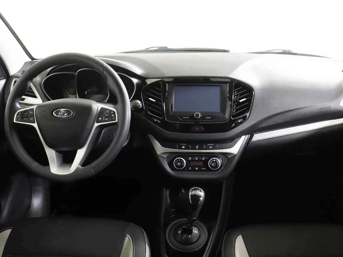 LADA Vesta SW Cross, Серебряный, 2019, Робот, 122 л.с., цена от 610 000 руб.