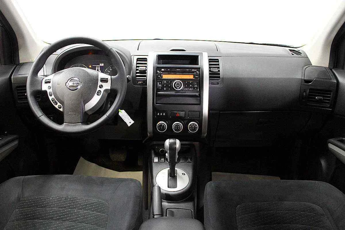Nissan X-Trail, Черный, 2012, Вариатор, 141 л.с., цена от 856 000 руб.