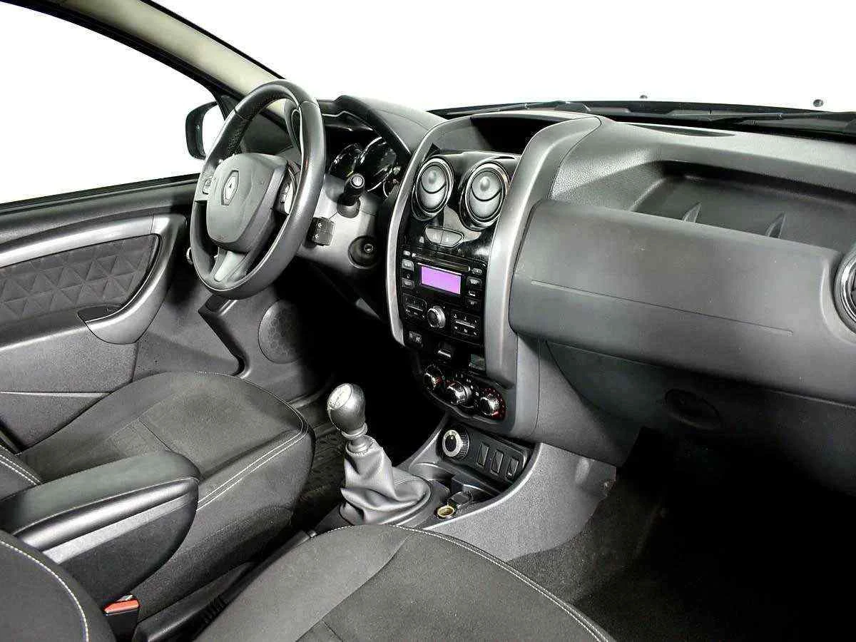 Renault Duster, Черный, 2015, Механическая, 109 л.с., цена от 849 000 руб.