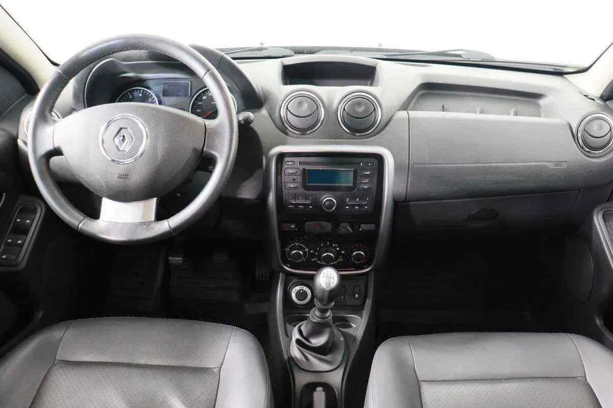 Renault Duster, Черный, 2013, Механическая, 135 л.с., цена от 556 000 руб.